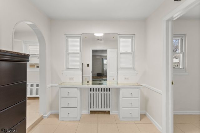 80 Glenwood Ave, Elmwood Park Boro, NJ 07407