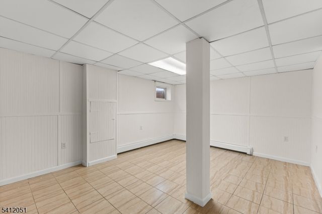 80 Glenwood Ave, Elmwood Park Boro, NJ 07407