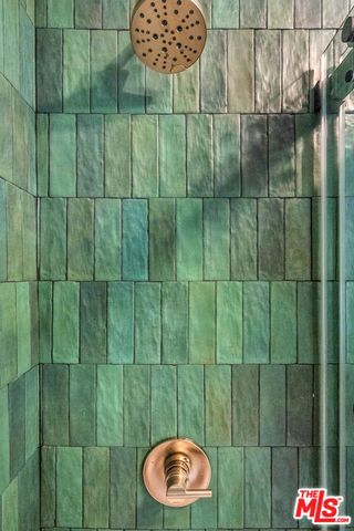 215 Newland Street, Los Angeles, CA 90042