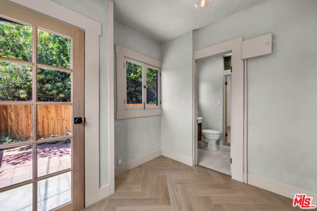 215 Newland Street, Los Angeles, CA 90042