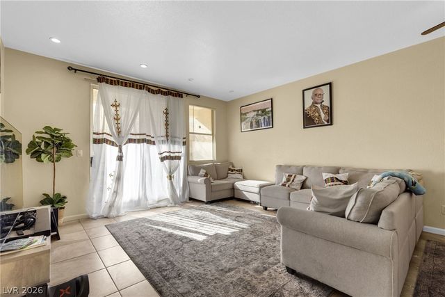 5155 West Tropicana Avenue 1128, Las Vegas, NV 89103