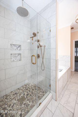 3024 Trentwood Drive, Ocean Springs, MS 39564