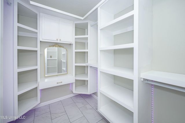 3024 Trentwood Drive, Ocean Springs, MS 39564