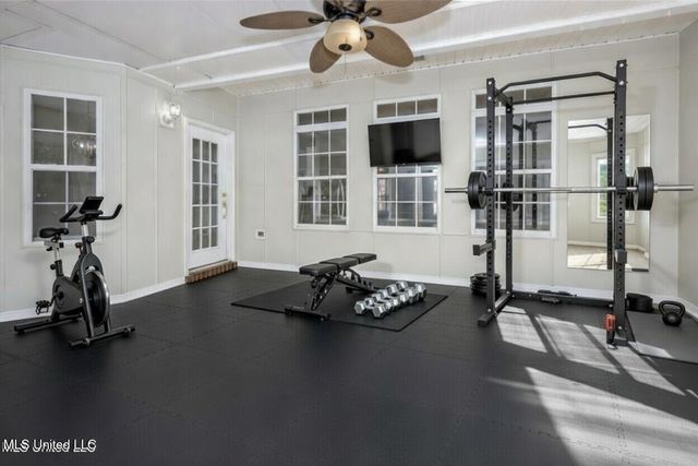 3024 Trentwood Drive, Ocean Springs, MS 39564