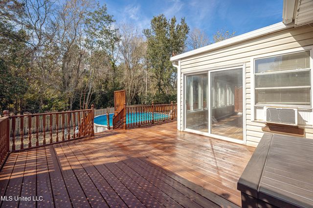 3024 Trentwood Drive, Ocean Springs, MS 39564