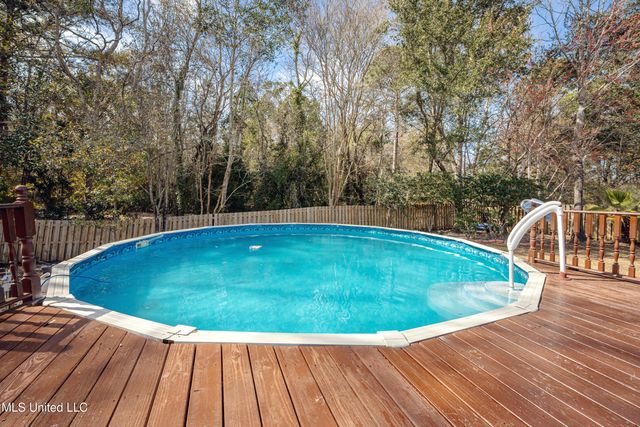 3024 Trentwood Drive, Ocean Springs, MS 39564