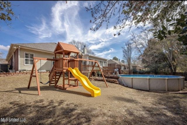 3024 Trentwood Drive, Ocean Springs, MS 39564