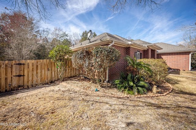 3024 Trentwood Drive, Ocean Springs, MS 39564