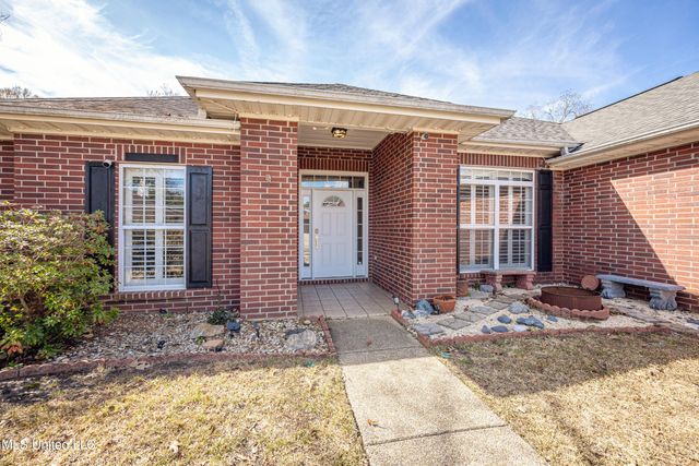 3024 Trentwood Drive, Ocean Springs, MS 39564