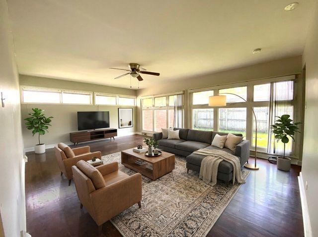 15234 MEADOW Lane, Dolton, IL 60419