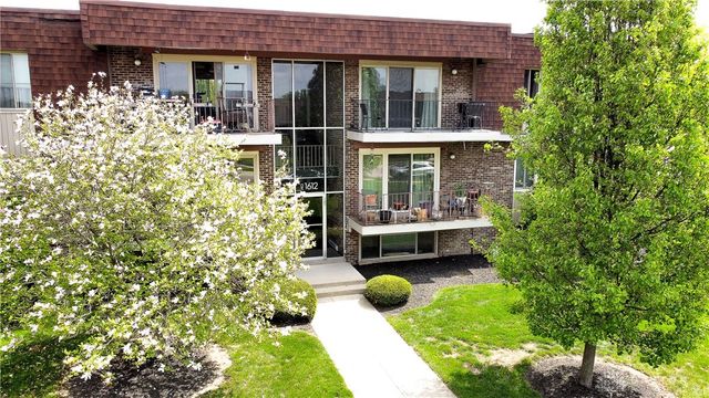 1612 Mars Hill Drive F, West Carrollton, OH 45449