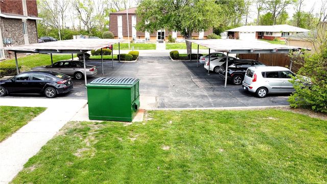 1612 Mars Hill Drive F, West Carrollton, OH 45449