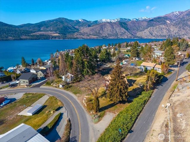 475 Totem Pole Road, Manson, WA 98831