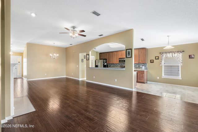 6933 SOUTHERN OAKS Drive W, Jacksonville, FL 32244