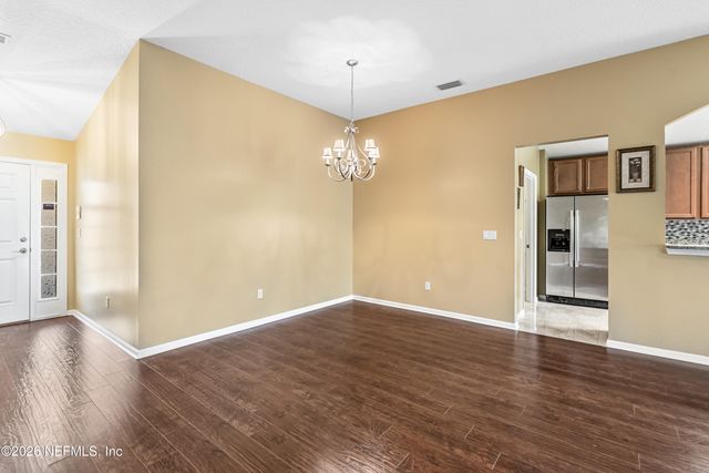 6933 SOUTHERN OAKS Drive W, Jacksonville, FL 32244