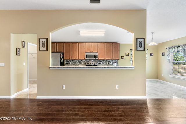 6933 SOUTHERN OAKS Drive W, Jacksonville, FL 32244