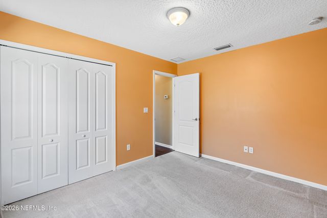 6933 SOUTHERN OAKS Drive W, Jacksonville, FL 32244