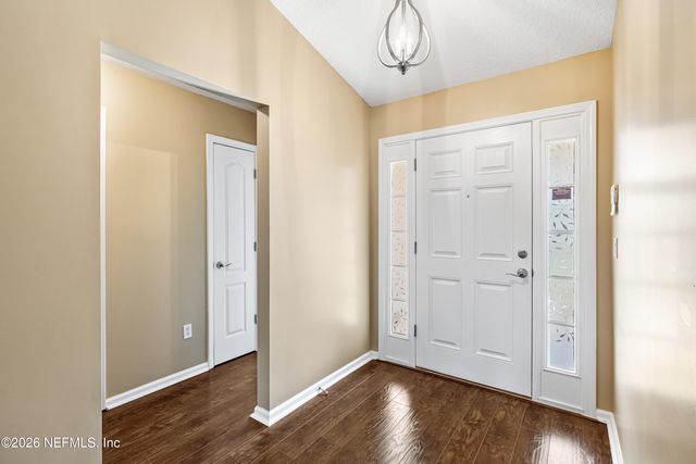 6933 SOUTHERN OAKS Drive W, Jacksonville, FL 32244