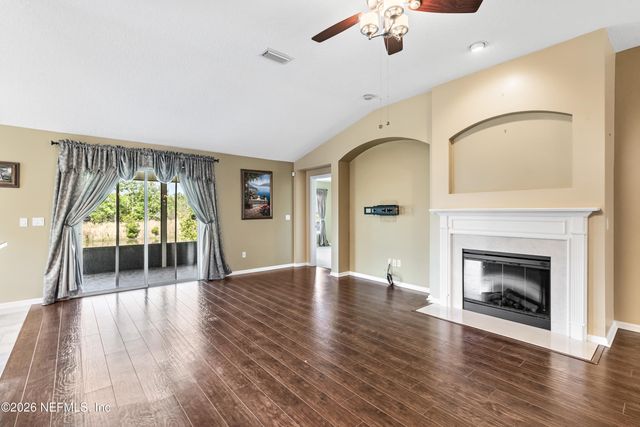 6933 SOUTHERN OAKS Drive W, Jacksonville, FL 32244