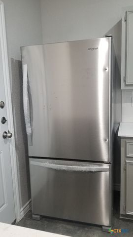 200 Lowes Boulevard B, Killeen, TX 76542