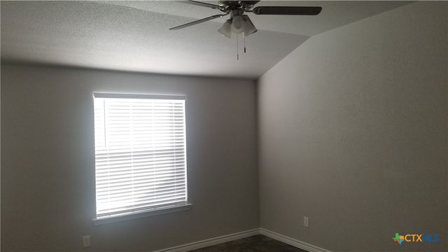200 Lowes Boulevard B, Killeen, TX 76542