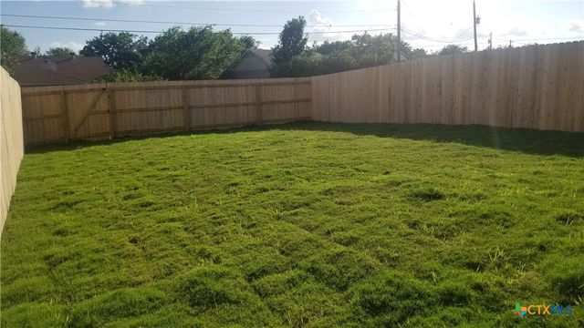 200 Lowes Boulevard B, Killeen, TX 76542