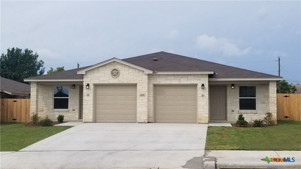 200 Lowes Boulevard B, Killeen, TX 76542