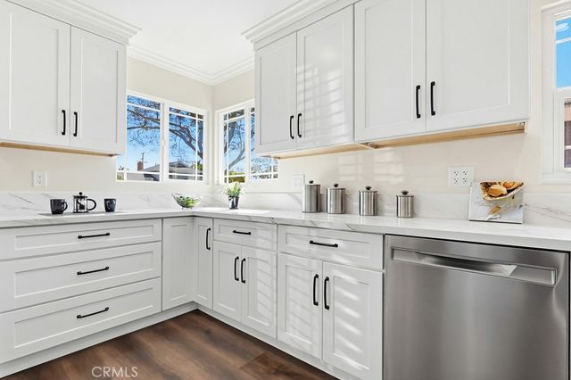 3133 Cedar Avenue, Long Beach, CA 90806