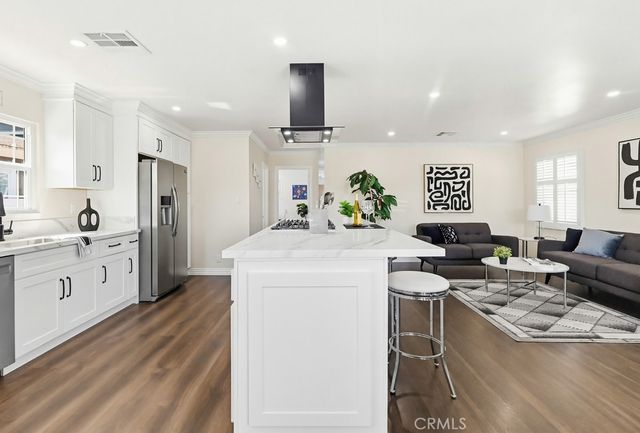 3133 Cedar Avenue, Long Beach, CA 90806