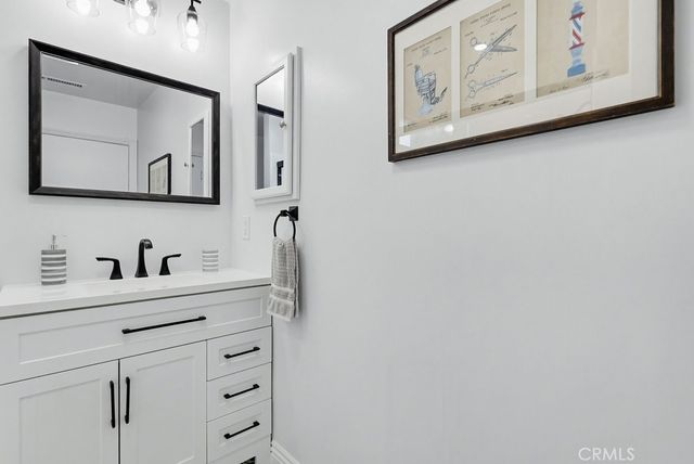 3133 Cedar Avenue, Long Beach, CA 90806