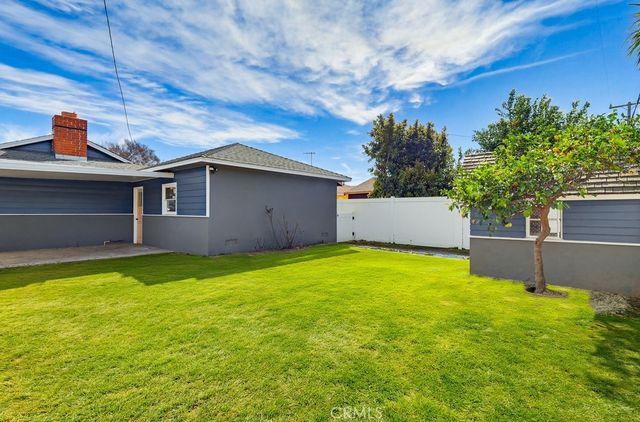 3133 Cedar Avenue, Long Beach, CA 90806