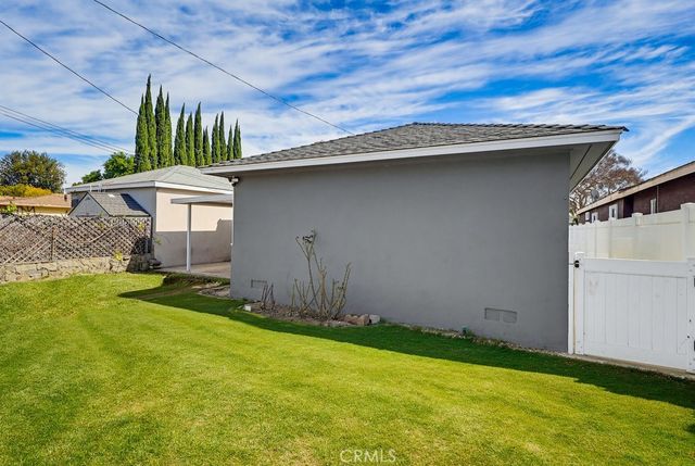 3133 Cedar Avenue, Long Beach, CA 90806