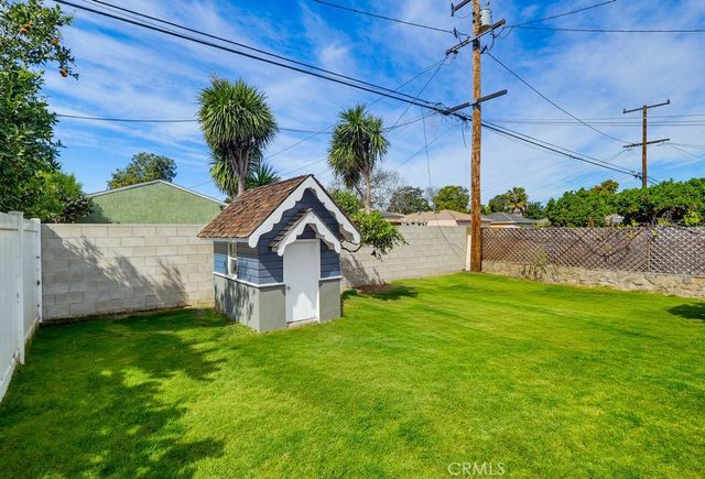 3133 Cedar Avenue, Long Beach, CA 90806