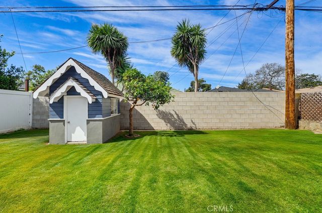 3133 Cedar Avenue, Long Beach, CA 90806