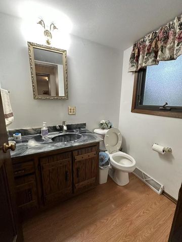 1930 Cotton Tail LANE, Brookfield, WI 53045