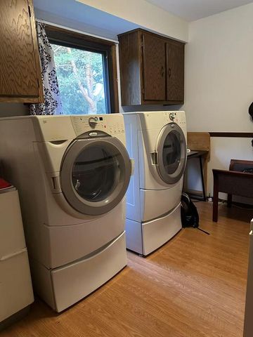 1930 Cotton Tail LANE, Brookfield, WI 53045