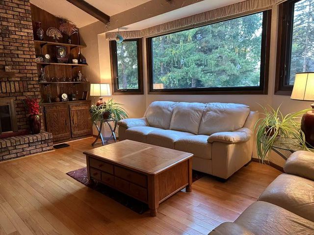 1930 Cotton Tail LANE, Brookfield, WI 53045