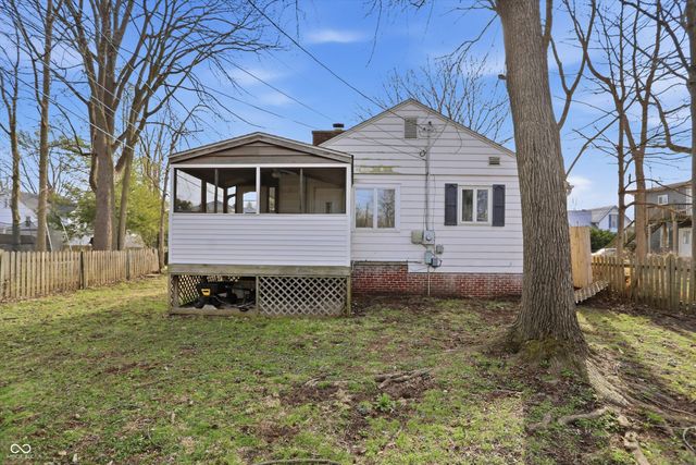 305 John Street, Crawfordsville, IN 47933