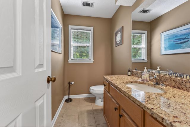 1028 WINLEAF DR, Collierville, TN 38017
