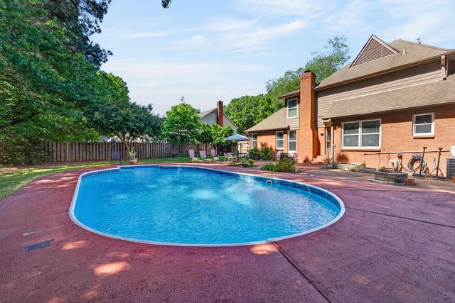 1028 WINLEAF DR, Collierville, TN 38017