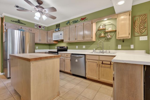 1028 WINLEAF DR, Collierville, TN 38017