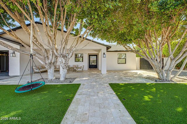 2225 E AMELIA Avenue, Phoenix, AZ 85016