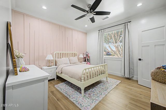 2225 E AMELIA Avenue, Phoenix, AZ 85016