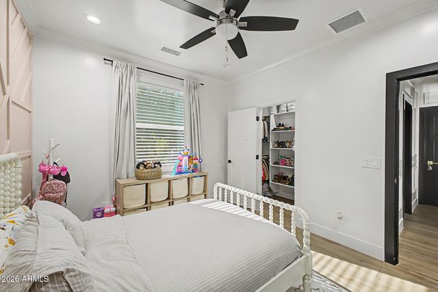 2225 E AMELIA Avenue, Phoenix, AZ 85016