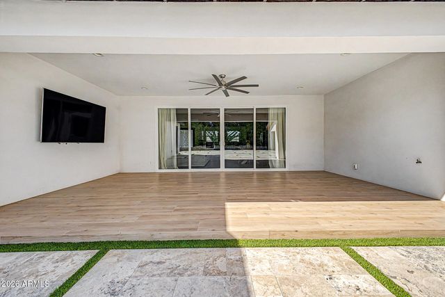 2225 E AMELIA Avenue, Phoenix, AZ 85016