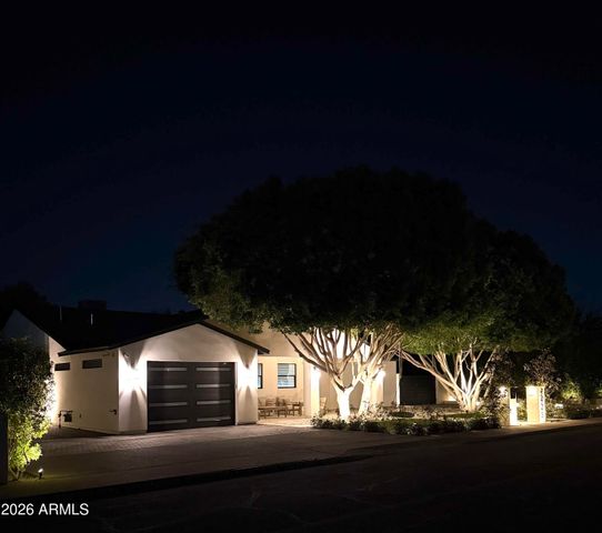 2225 E AMELIA Avenue, Phoenix, AZ 85016