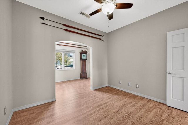 6812 Nagoya Road NE, Rio Rancho, NM 87144