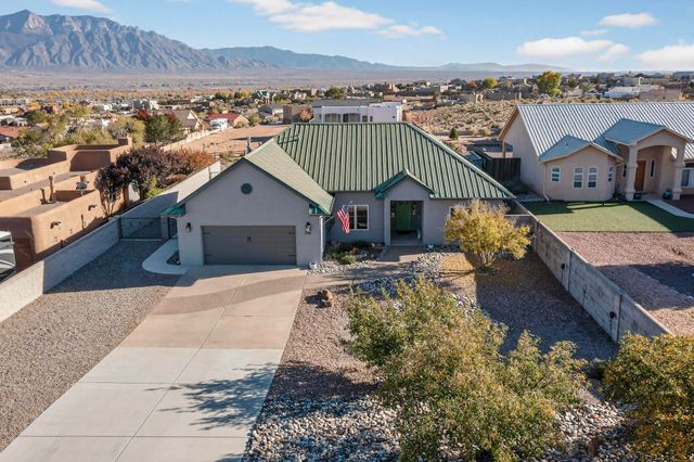 6812 Nagoya Road NE, Rio Rancho, NM 87144