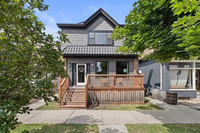 3149 S Howell AVENUE, Milwaukee, WI 53207