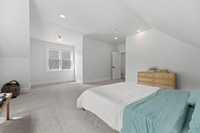 3149 S Howell AVENUE, Milwaukee, WI 53207